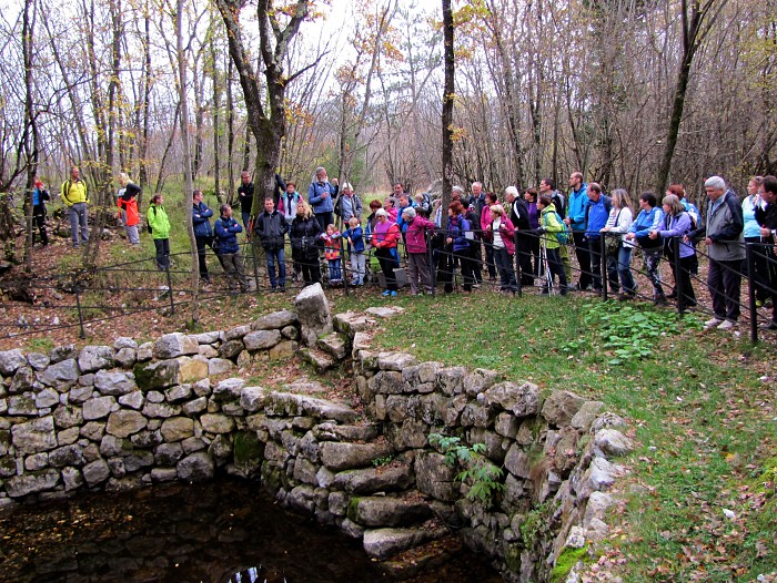 Voden pohod po Živem muzeju Krasa
